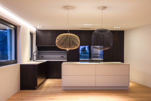 Küche aus Räuchereiche Frurniert